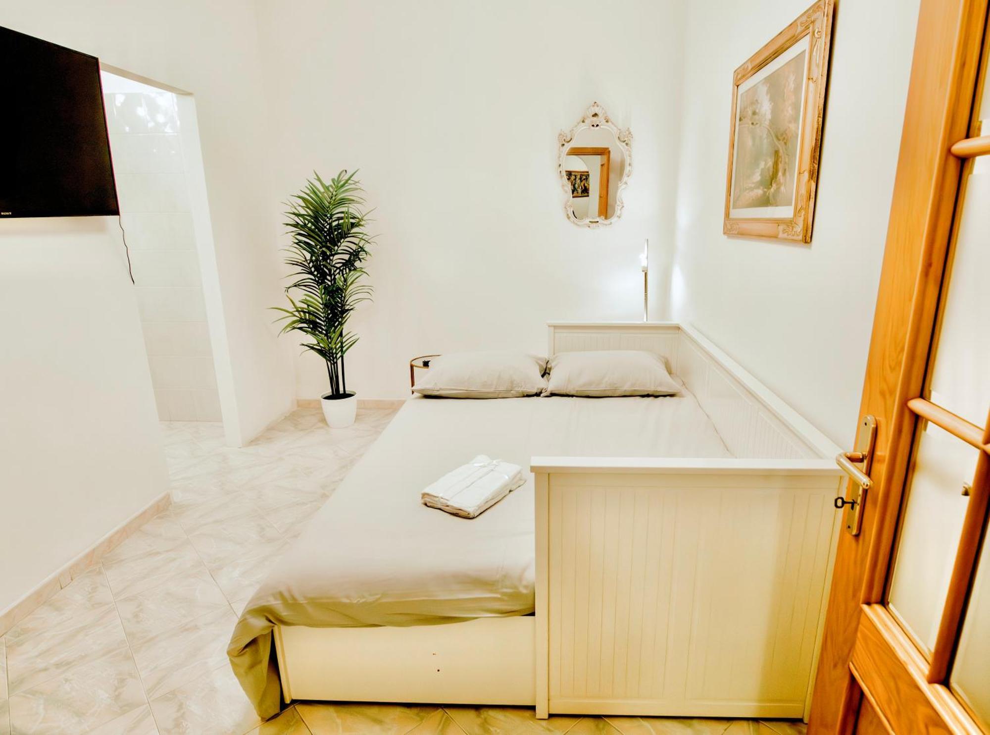 Golden Luxury Home - San Giovanni - 10 Min To Basilica Of San Giovanni - 25 Min To Colosseum Rom Exterior foto